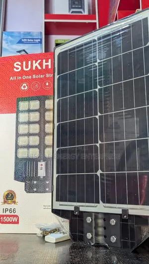 Sukhig 1500w All-in-One Solar Street Light