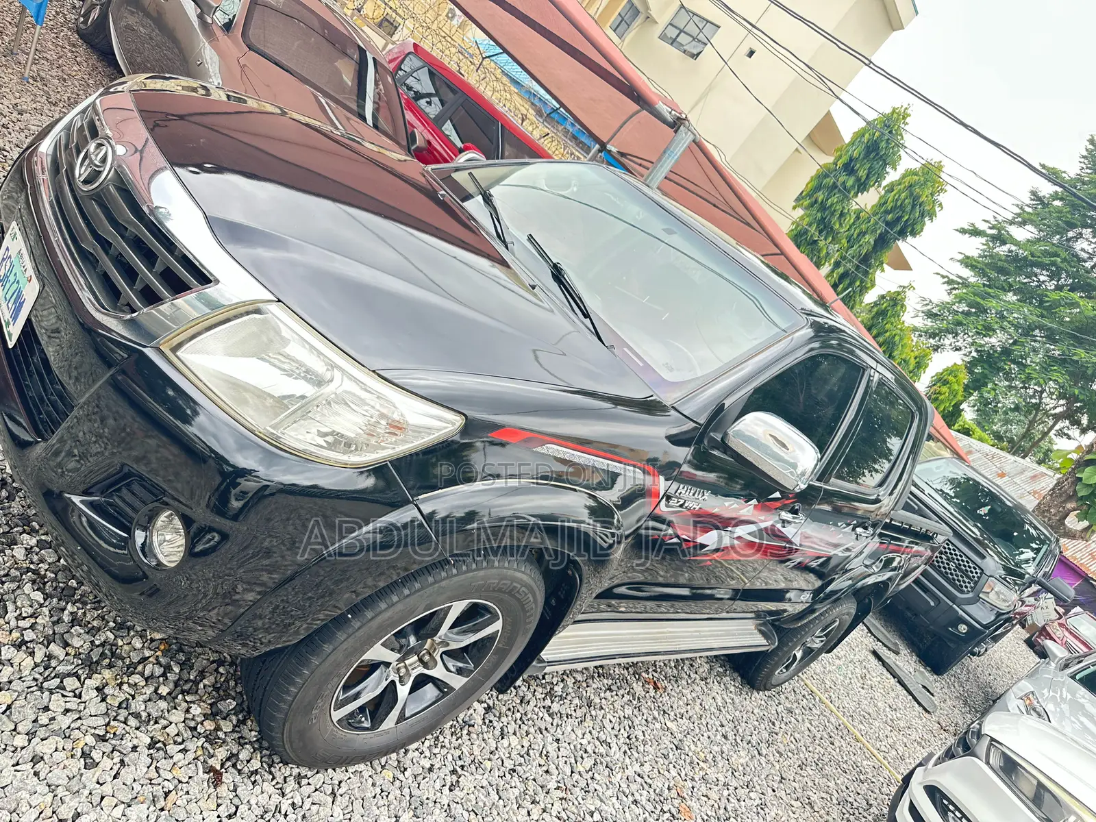 Toyota Hilux 2013 Black