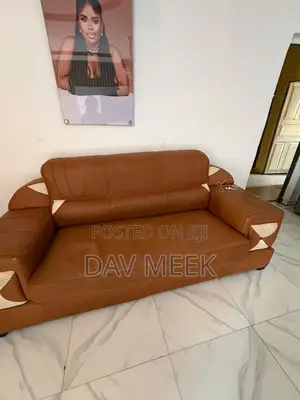 Premium Brown Leather Neatly Used Sofa at Affordable Price
