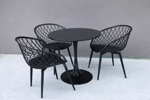 Noir Ensémble Dinning Set