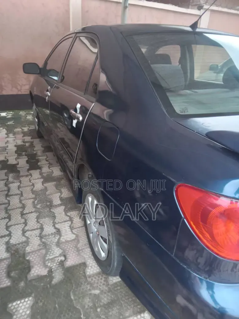 Toyota Corolla 2004 Blue