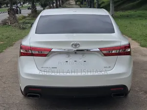 Toyota Avalon 2015 White