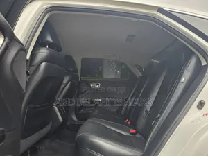 Toyota Avalon 2015 White