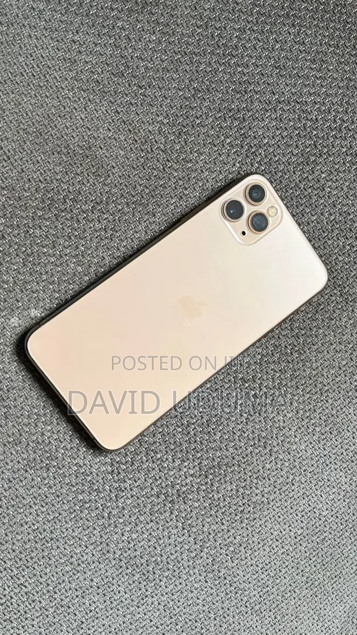 Apple iPhone 11 Pro Max 64 GB Gold