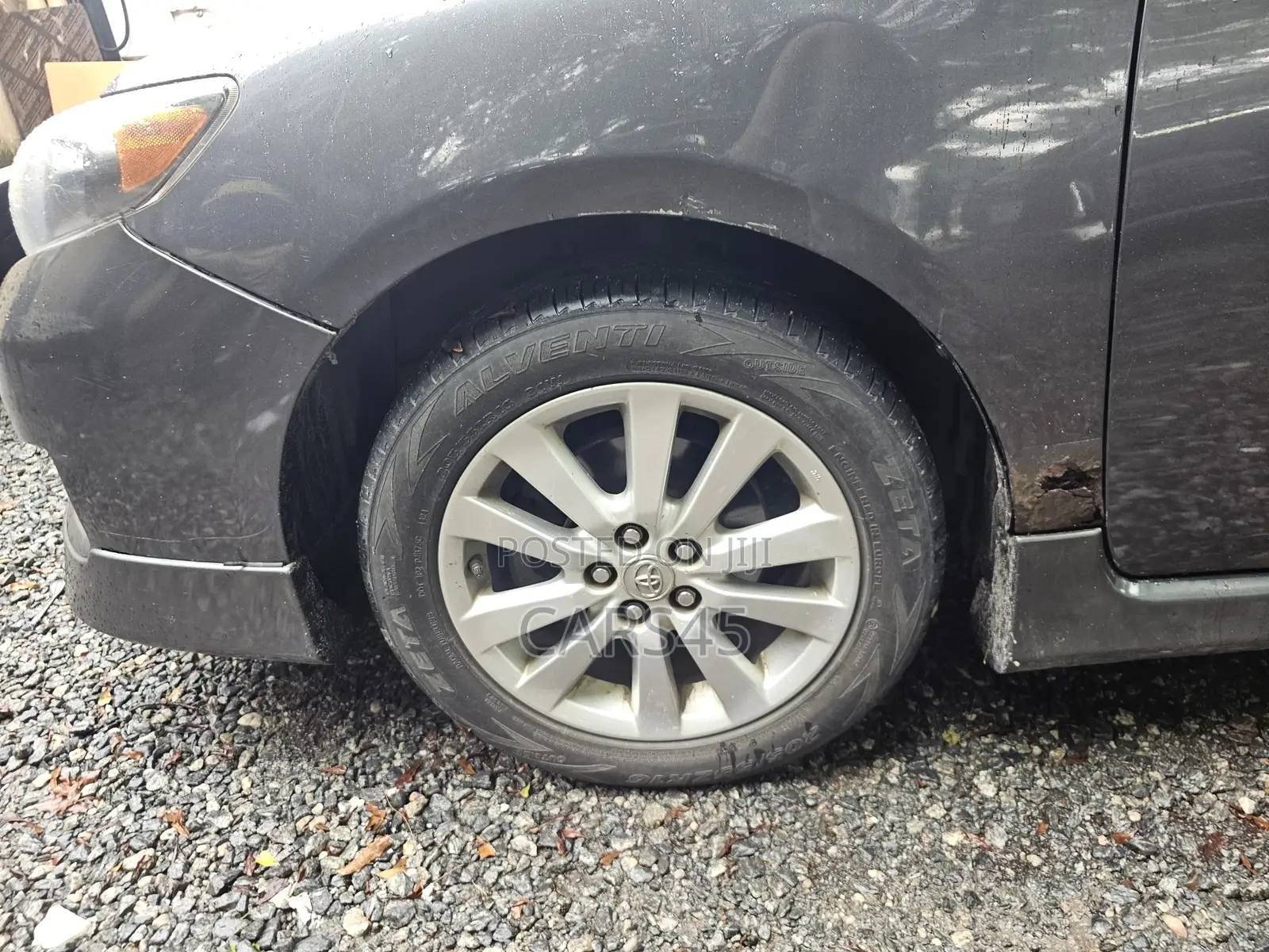 Toyota Corolla 2010 Gray