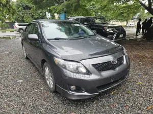 Toyota Corolla 2010 Gray