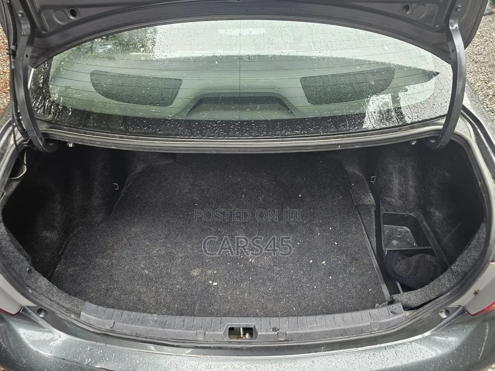 Toyota Corolla 2010 Gray