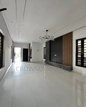 5bdrm Duplex in Thomas for sale