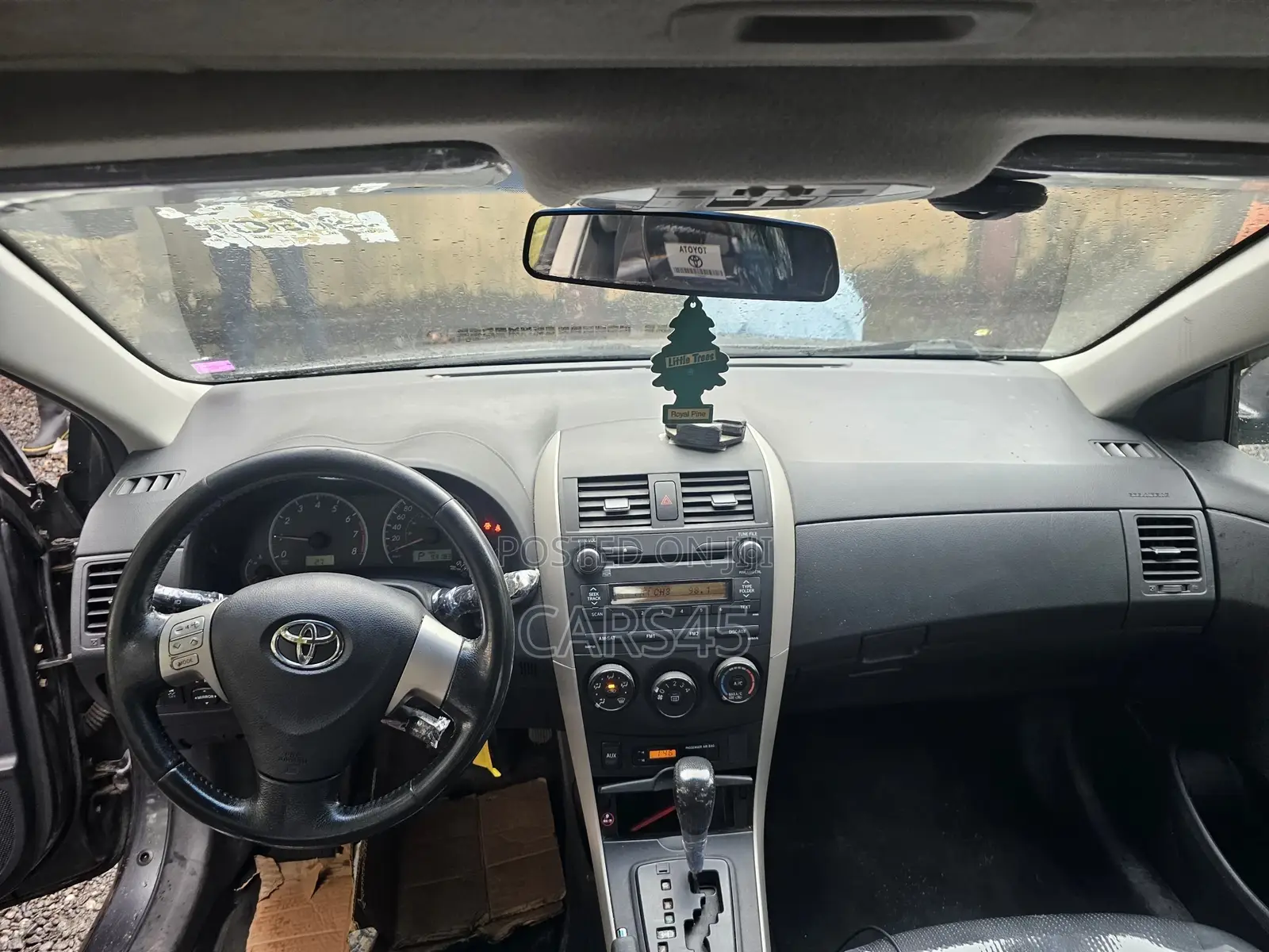 Toyota Corolla 2010 Gray