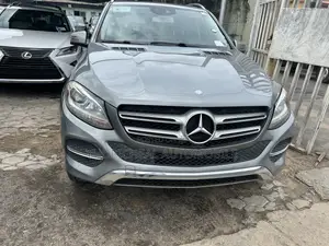 Mercedes-Benz GLE-Class 2017 Beige