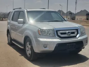 Honda Pilot 2010 Silver