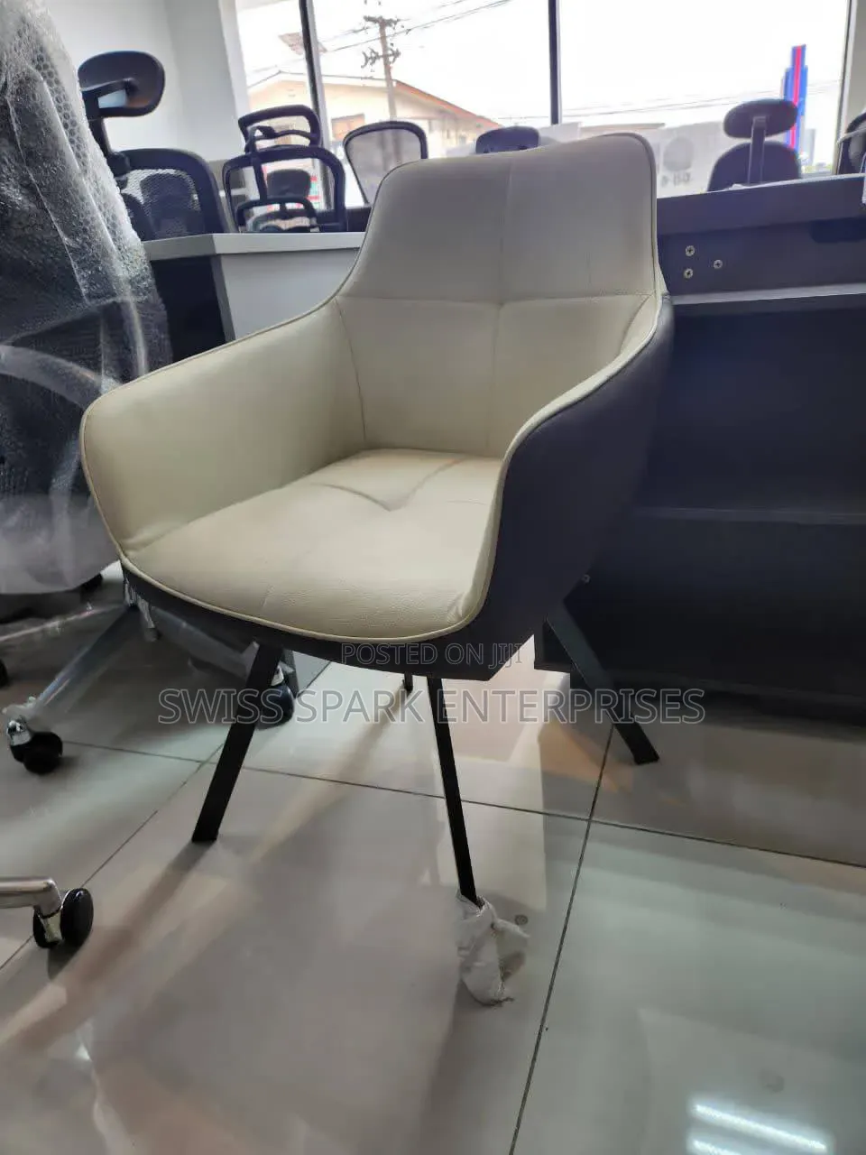 Arm Rest Chair
