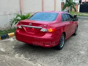 Toyota Corolla 2013 Red