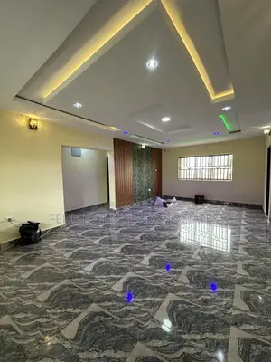 4bdrm Duplex in Akala Way, Akobo for rent