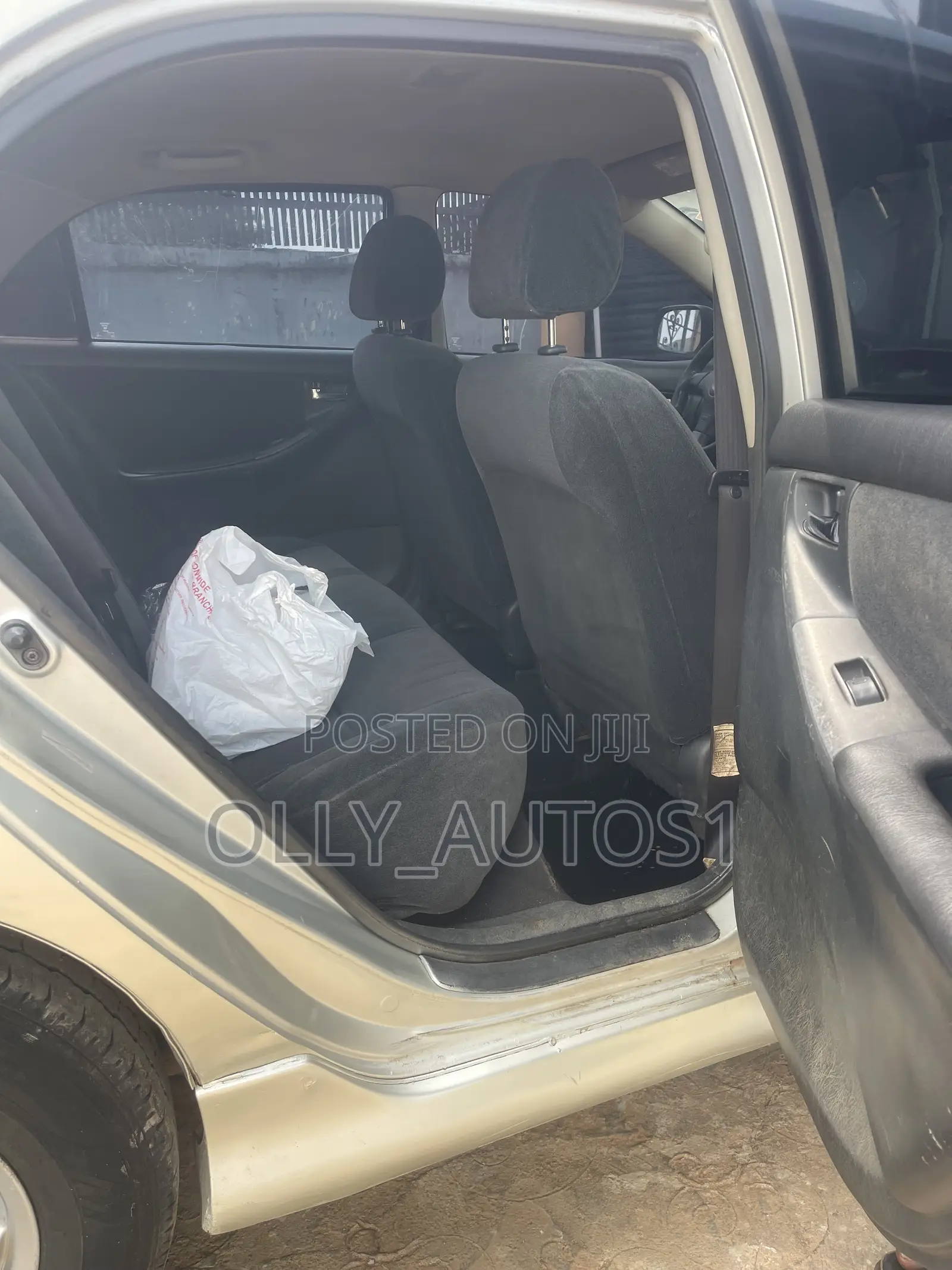 Toyota Corolla Sedan Automatic 2003 Silver