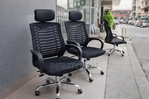 Victory Chair With Headrest