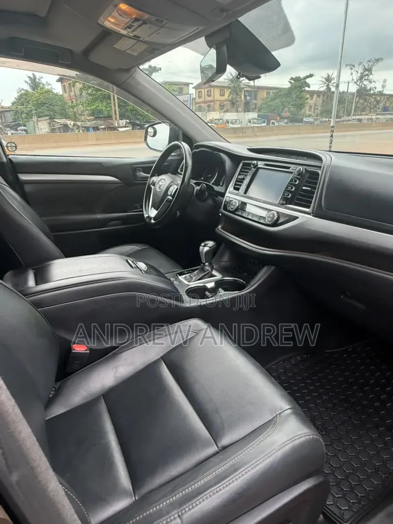 Toyota Highlander 2017 Black
