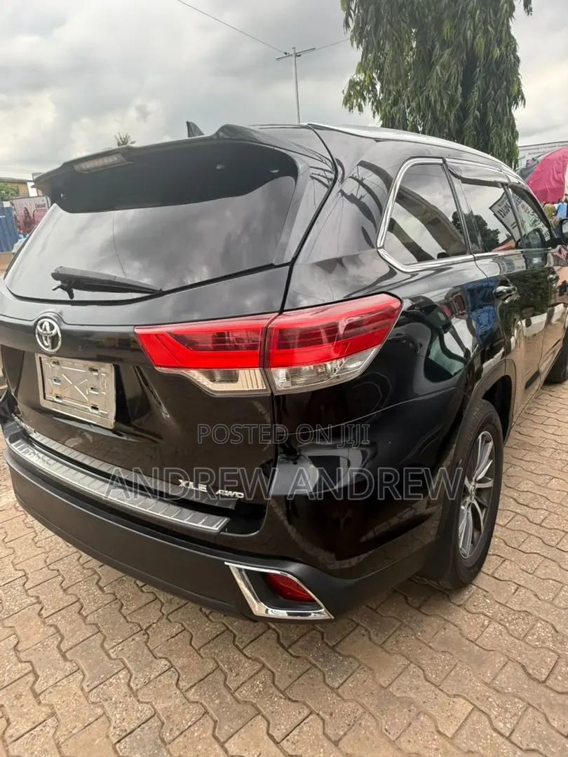 Toyota Highlander 2017 Black