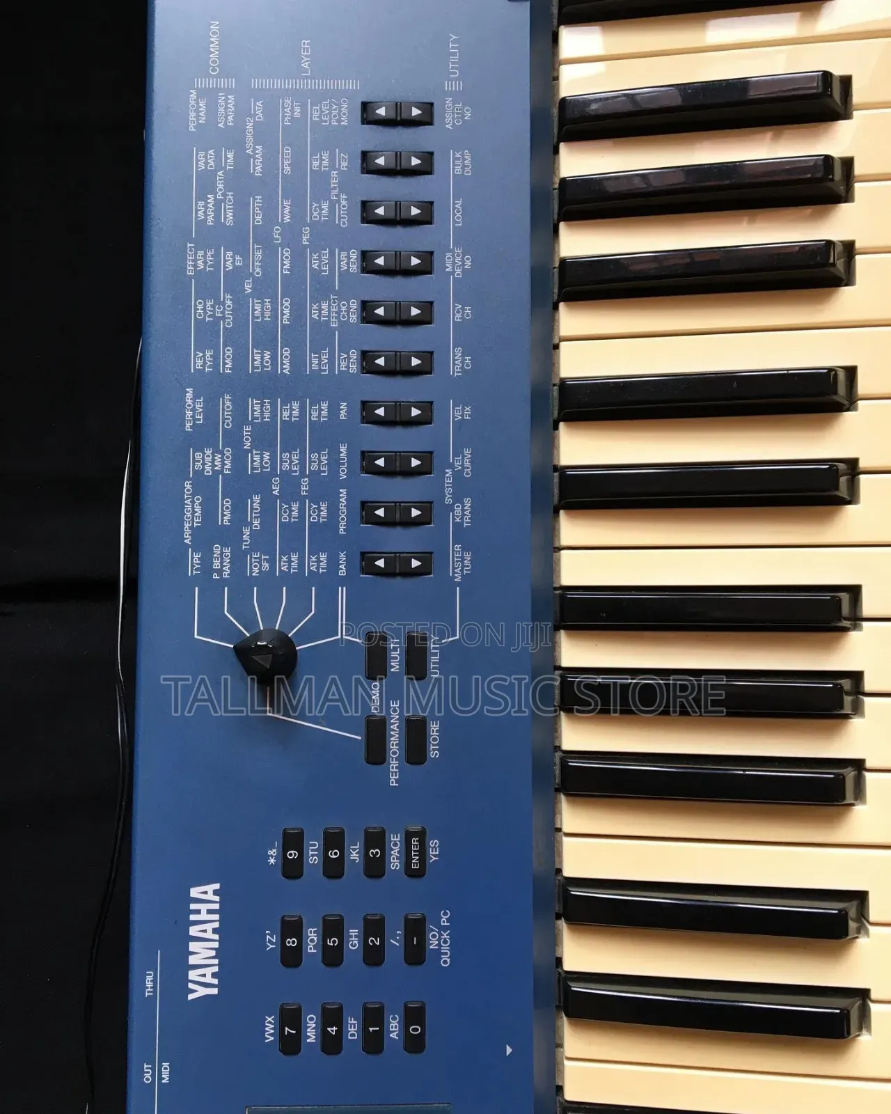 Yamaha Cs1x Synth