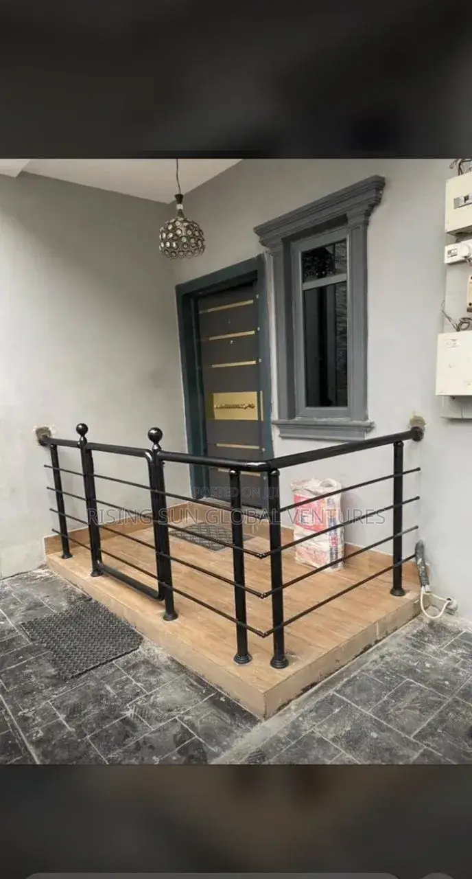 Stainless Black Pipe Handrails