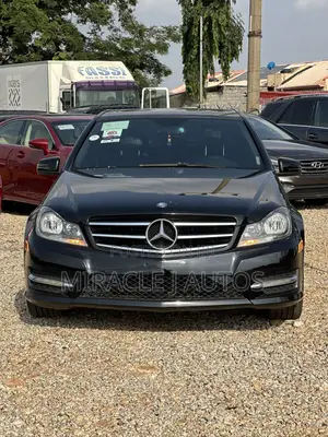 Mercedes-Benz C300 Luxury 4Matic Sedan AWD (3.5L 6cyl 7A) 2014 Black