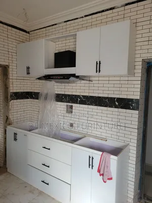 New Modern Kitchen Cabinets