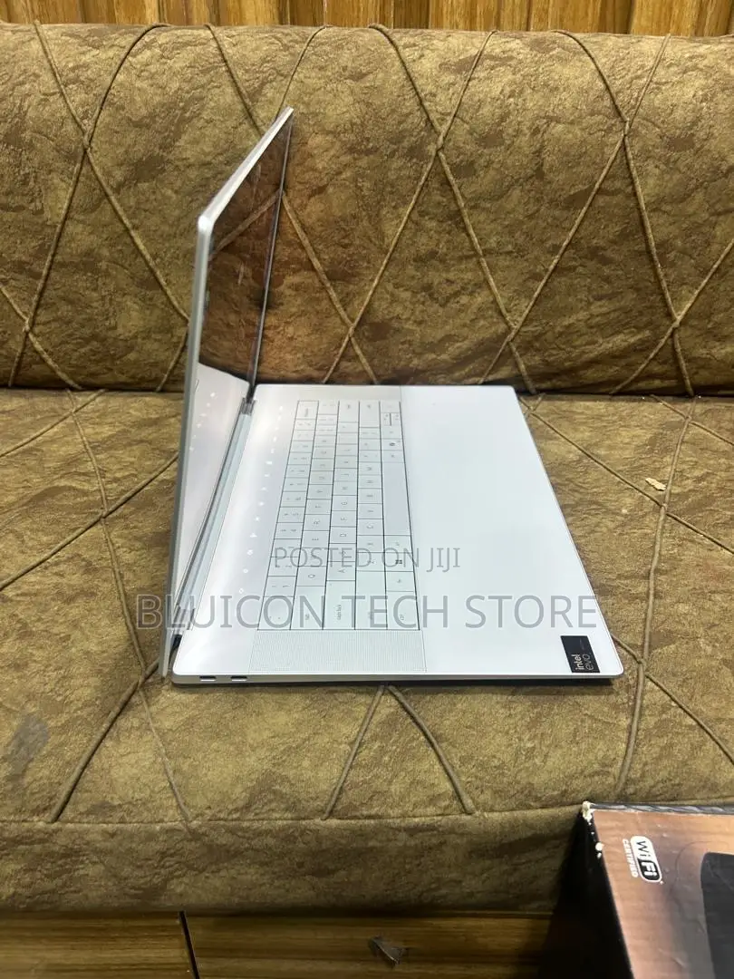 Laptop Dell XPS 16 9640 32GB Intel Core Ultra 7 SSD 1T