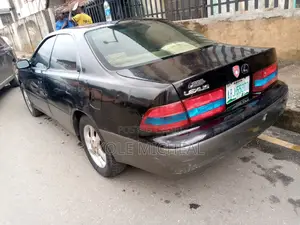 Lexus ES 2001 Black