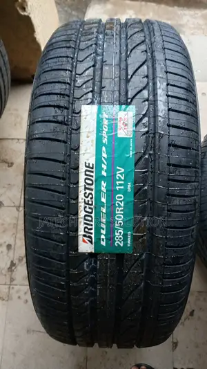 285/50/20 Bridgestone Tyre