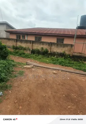 2bdrm Apartment in Alagbayun, Alakia for sale