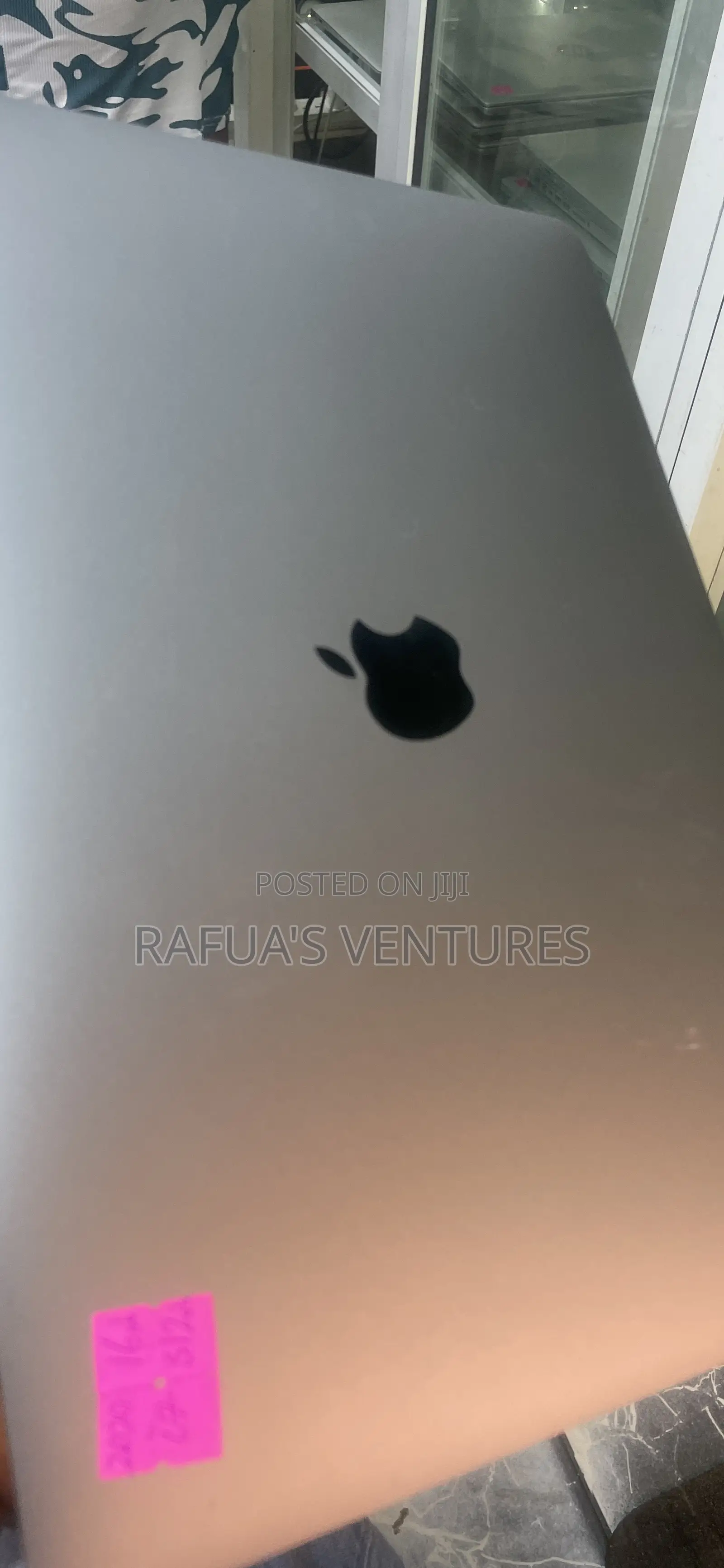 Laptop Apple MacBook Pro 2020 16GB Intel Core i7 SSD 512GB