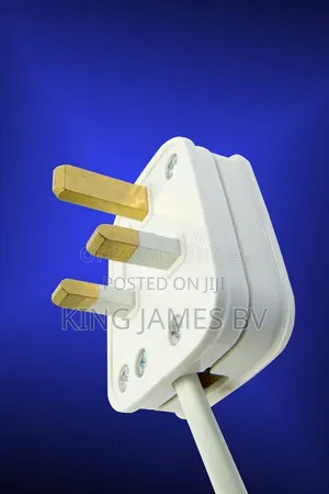 13a Plug – Strong Safe Electrical Connection