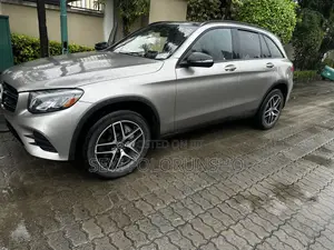 Mercedes-Benz GLC-Class 2019 Gold