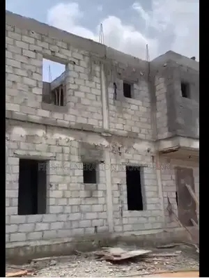 Furnished 5bdrm Duplex in Sinatra Ville, Karmo for sale