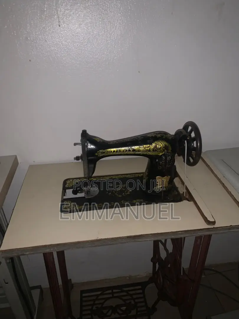 Singer Sewing Machine