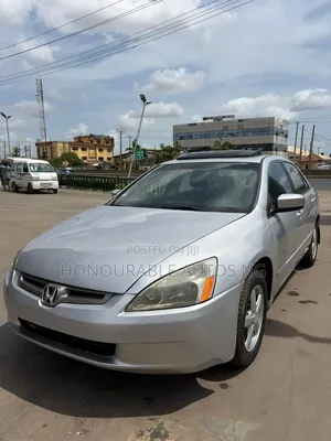 Honda Accord 2004 Silver