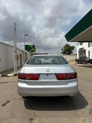 Honda Accord 2004 Silver