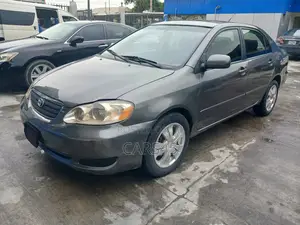 Toyota Corolla 2005 Gray