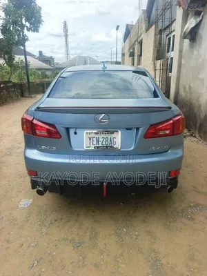 Lexus IS 2009 Blue