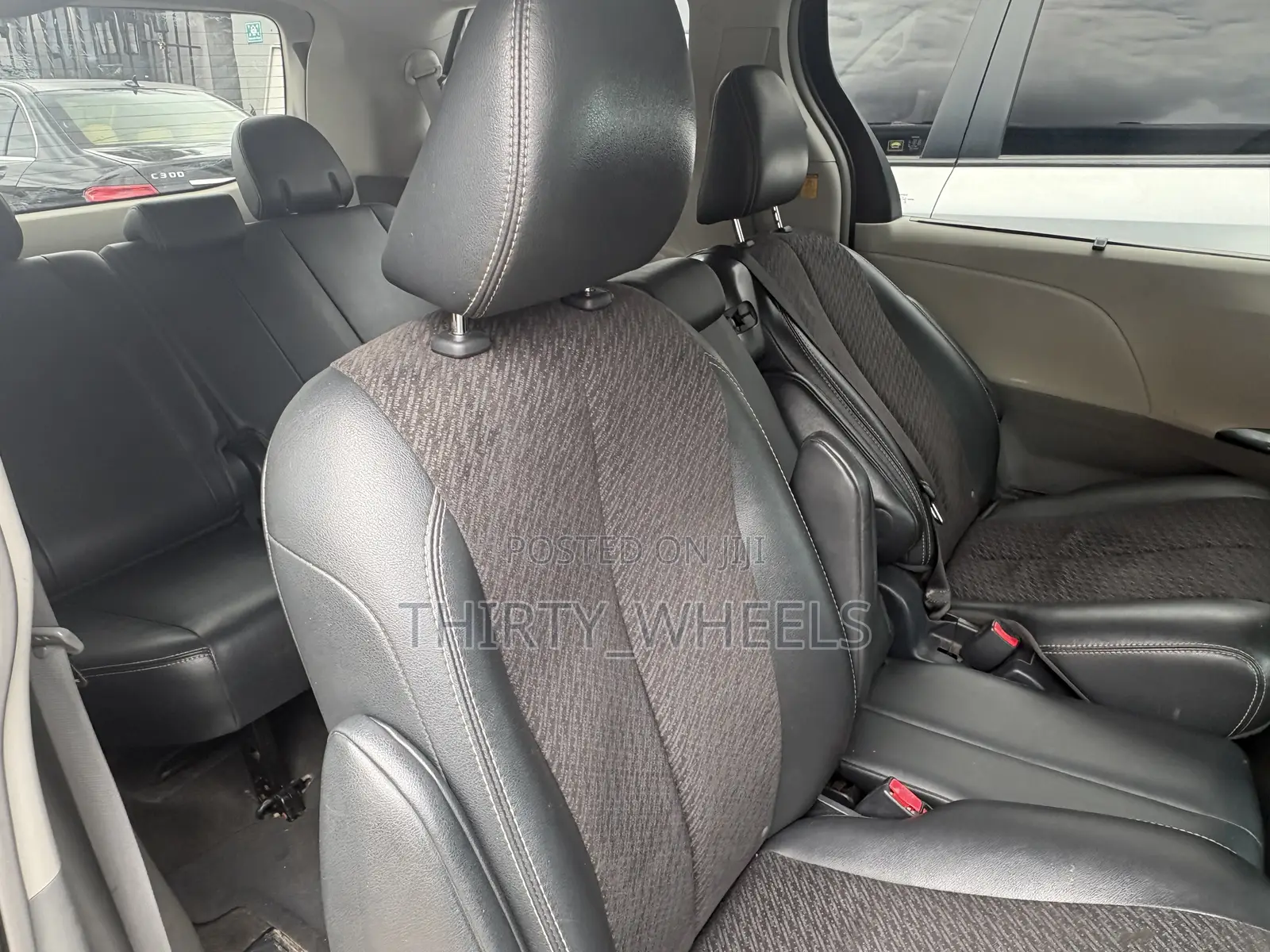Toyota Sienna 2012 Blue