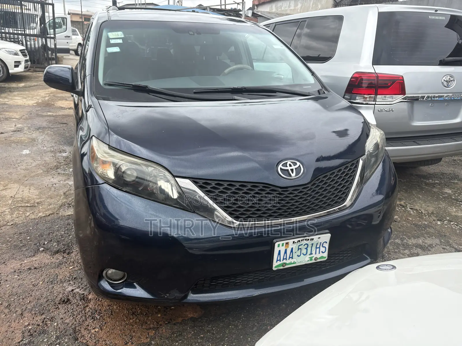 Toyota Sienna 2012 Blue