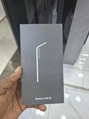 New Samsung Galaxy S25 FE 256 GB Black