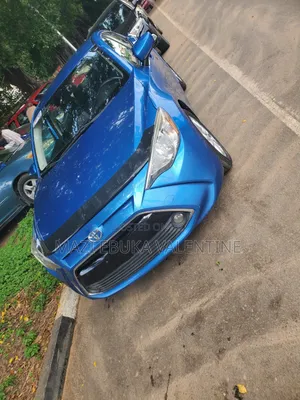 Toyota Yaris 2016 Blue