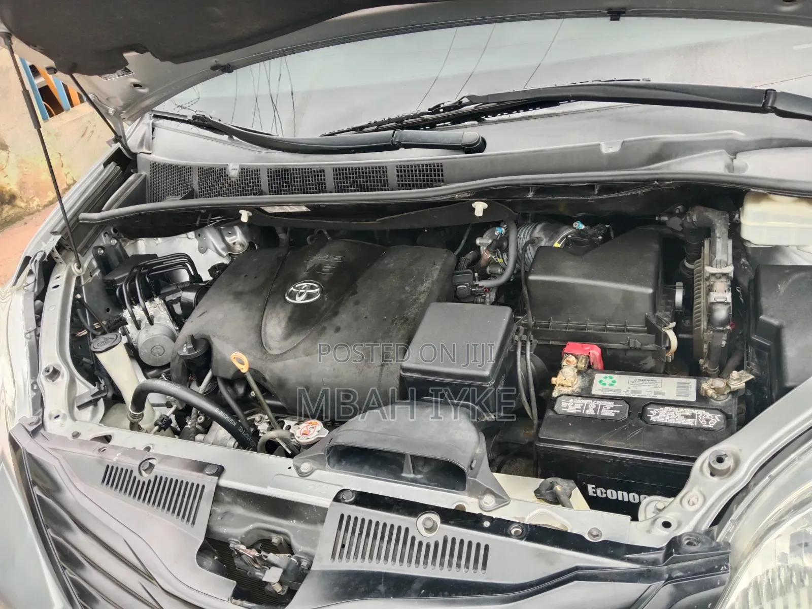 Toyota Sienna 2017 Blue