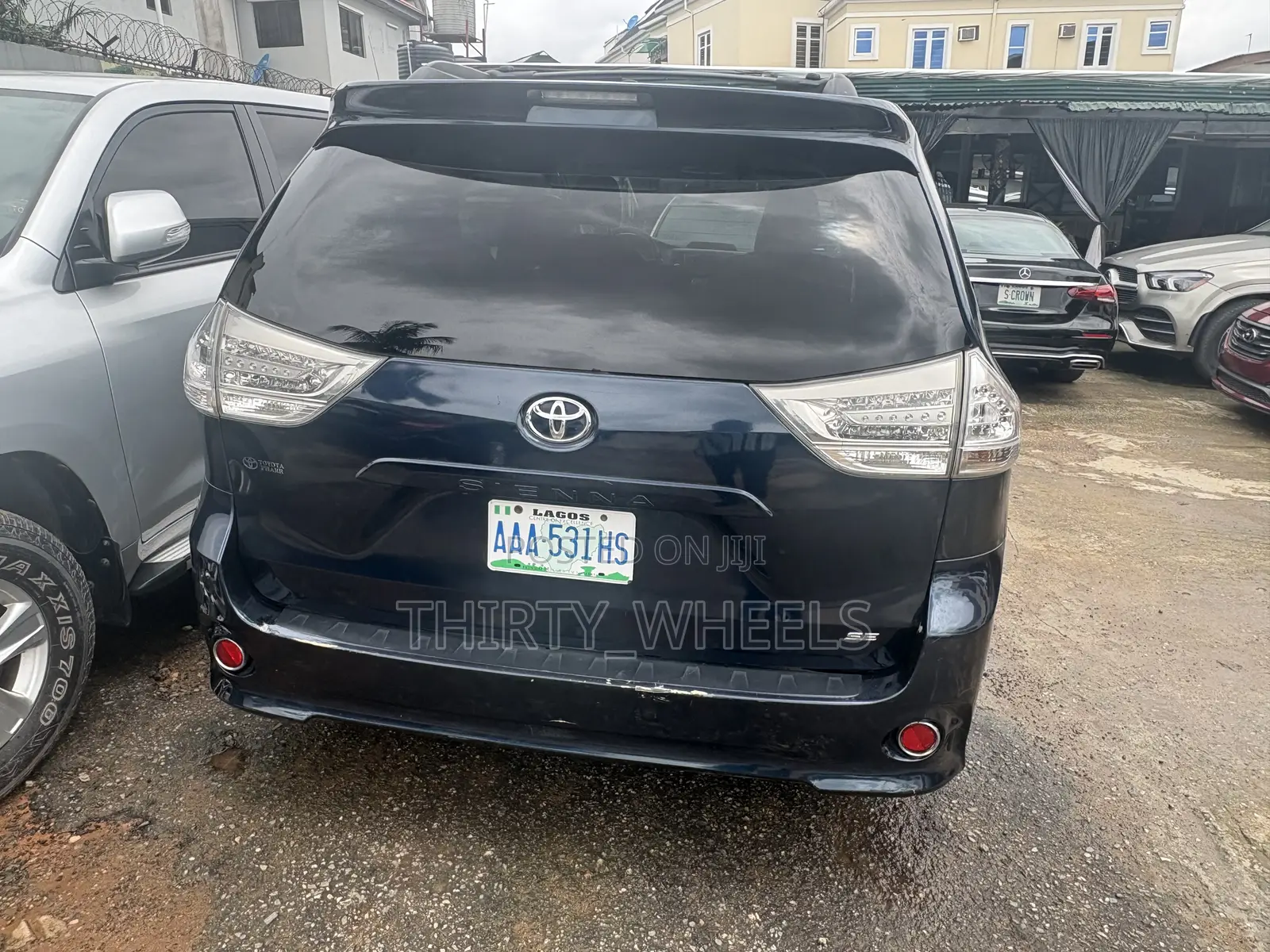 Toyota Sienna 2012 Blue