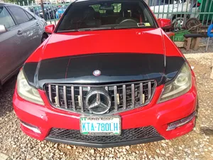 Mercedes-Benz C300 2013 Red