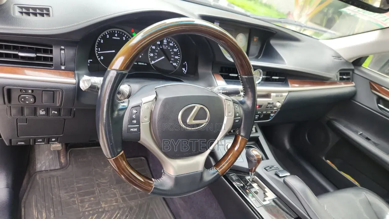 Lexus ES 2015 Gray