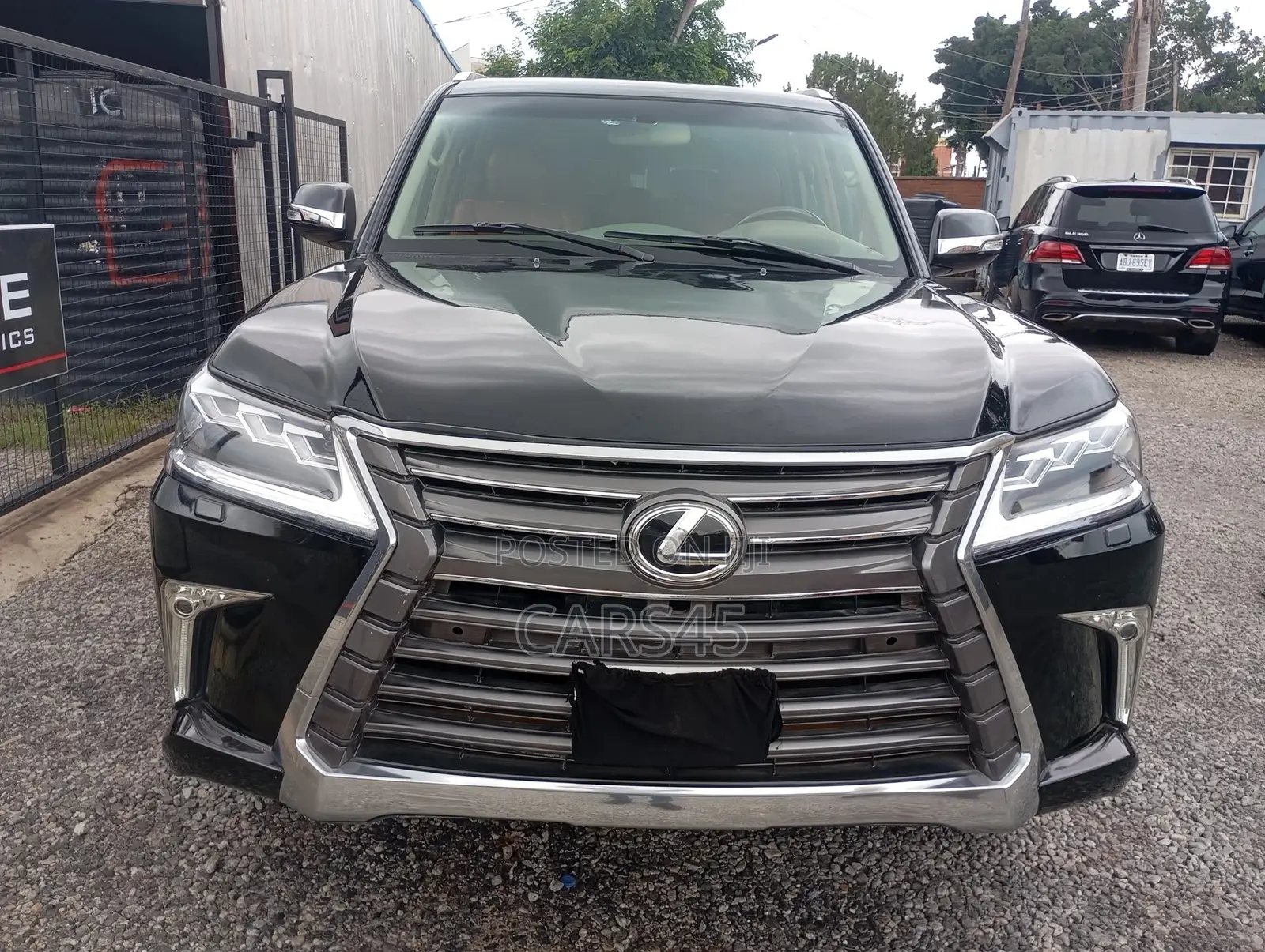 Lexus LX 2003 Black