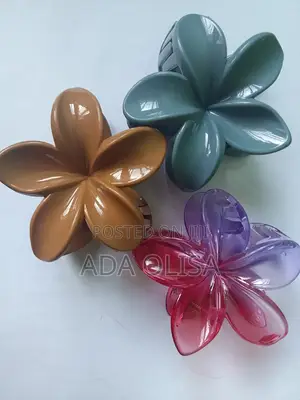 Cute Flower Claw Clips
