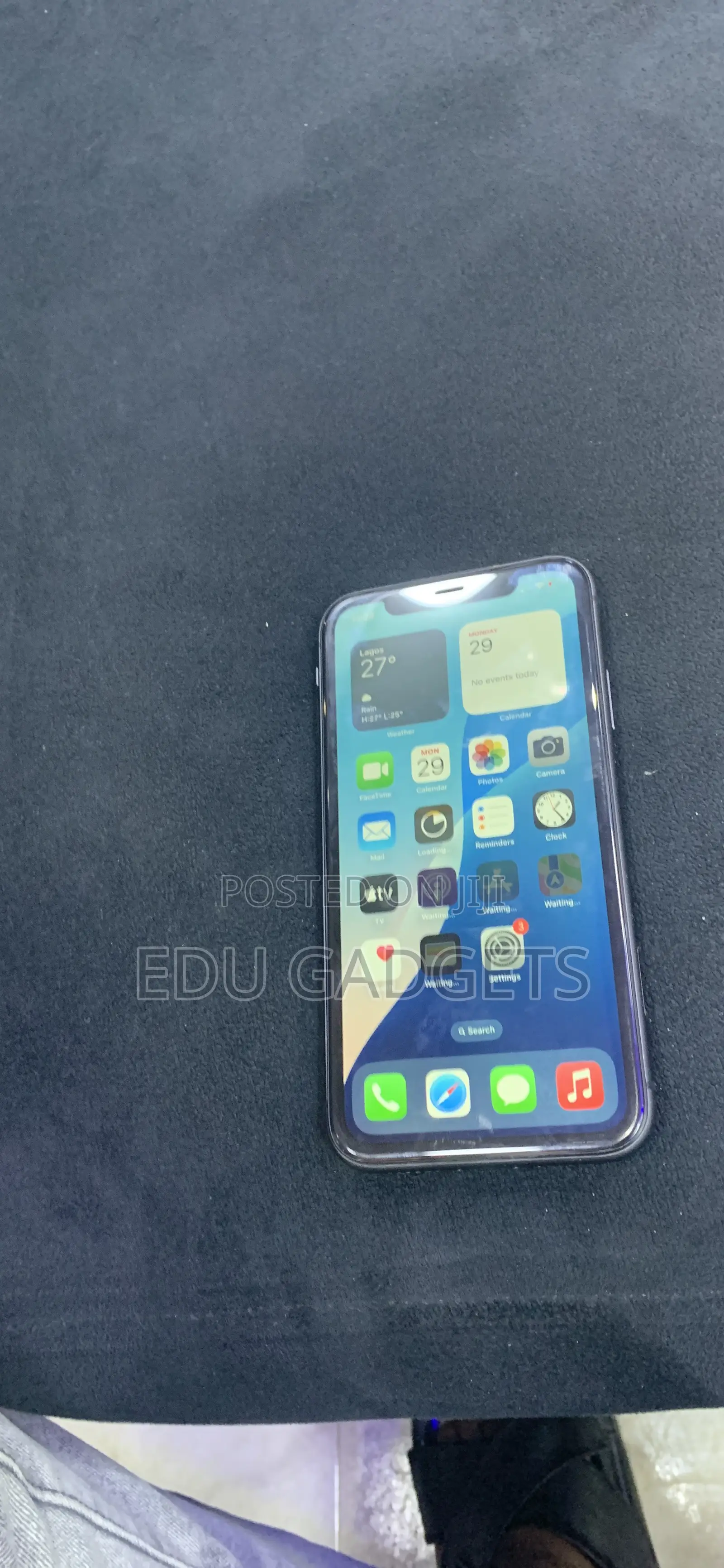 Apple iPhone 11 64 GB Black